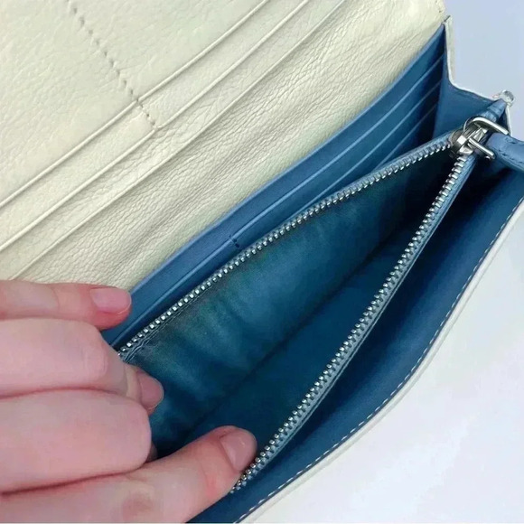 Prada Vanilla Leather Etiquette Continental Wallet - Picture 8 of 10